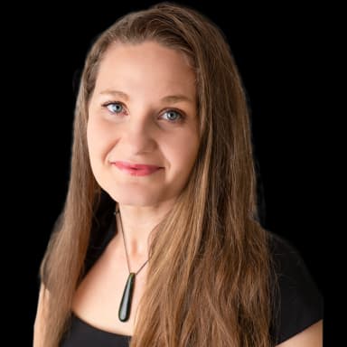Laura Cates